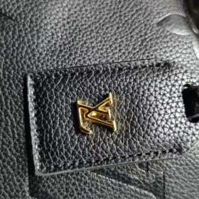 29x24x12cm Black Leather Blue Lining handbag BB-921601 photo review