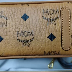 Woman's Handbag with Adjustable straps charm BB-921856 photo review
