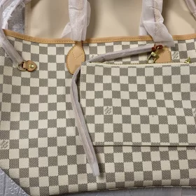 4 color Woman's Handbag 31 x 28 x 14  cm photo review