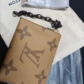 2Colors 25x20x5cm Genuine Leather Woman’s Handbag with Straps Chains BB-9180001000257 photo review