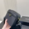 Black single compartment