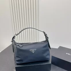 Classical High Quality 25x13cm Handbag with chains BB-921855