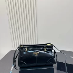 Fashion High Quality 26x16cm Handbag with Adjustable Straps BB-921852