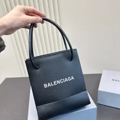 Classical 19x22cm High Quality Real Leather Handbag BB-921834