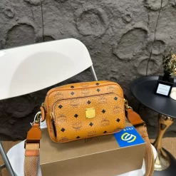 Classical High Quality Crossbody bag With Adjustable Straps BB-921842