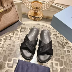 Fashion High Quality Real Leather Slippers LX-672021