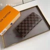 Brown Squares&Red Lining