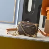 Fashion M25132 M25132 M44480 M24581 M23731 M22558 M23144 M80892 M69072 M44735 M4448 M68906 M80159 M82008 M80816 M58906 M45278 M60394 M81936 M98903 M82245 M20557 M80033 18.5x13x8cm Handbag BB-150145