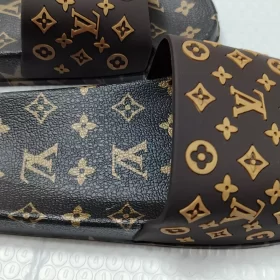 Classical High Quality Alphabets Slippers LX-672052 photo review