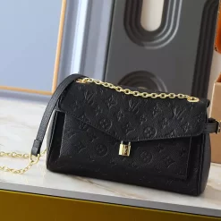 18.5x9.5x29.5cm Chains Woman's Handbag BB-150246