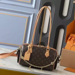 28x17x12cm Woman's Handbag with straps BB-170248