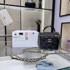 8 Colors Leather 11x8.5x7cm Chains Makeup Bag with mirror BB-580276