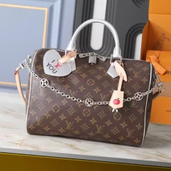 30x21x17cm Leather Chains Woman's Handbag with charm BB-150345