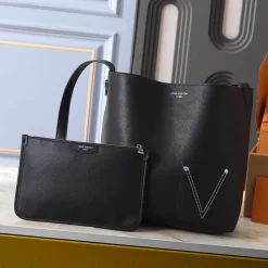 3Colors 30x33x15.5cm Leather Woman's Handbag with Adjustable Strap BB-150358
