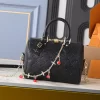2 Colors 25x19x15cm Leather Woman's Handbag BB-170365