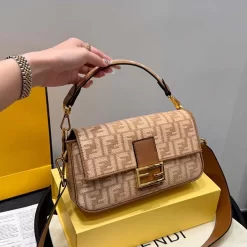 4 Colors 26x15cm Woman's Handbag XQBB-25033