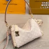 30x20cm Leather Woman's Handbag with kitty Charm XQBB-20040