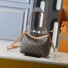 20.5x17x8cm Adjustable straps Genuine Leather Crossesbody bag BB-150449