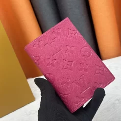 Plum red