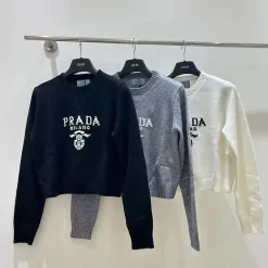 Fashion Lettering Pullover TX-61718