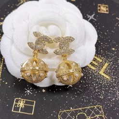 Fashion Pearls&Stone-set Spherical Earrings ED-518295