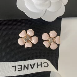 Stone-set Flowers Stud Earrings ED-518265