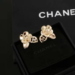 Cut-out Flowers Earrings ED-518276
