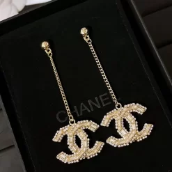 Fashion Pearls&Stone-set Earrings ED-518294