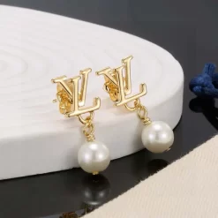 Pearls Earrings ED-518516